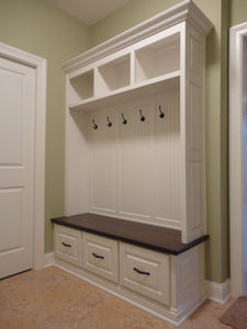 Sweet White Mudroom Bench