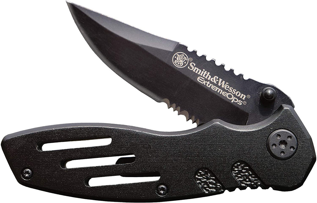 The Best Smith & Wesson Knives and Self-Defense Prime Day Deals